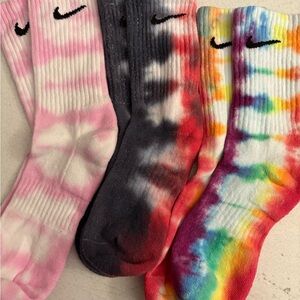 Nike Men's Multicolor Tie-Dye Crew Socks